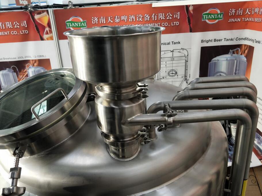 The method for mixing the milled malt with water during brewing